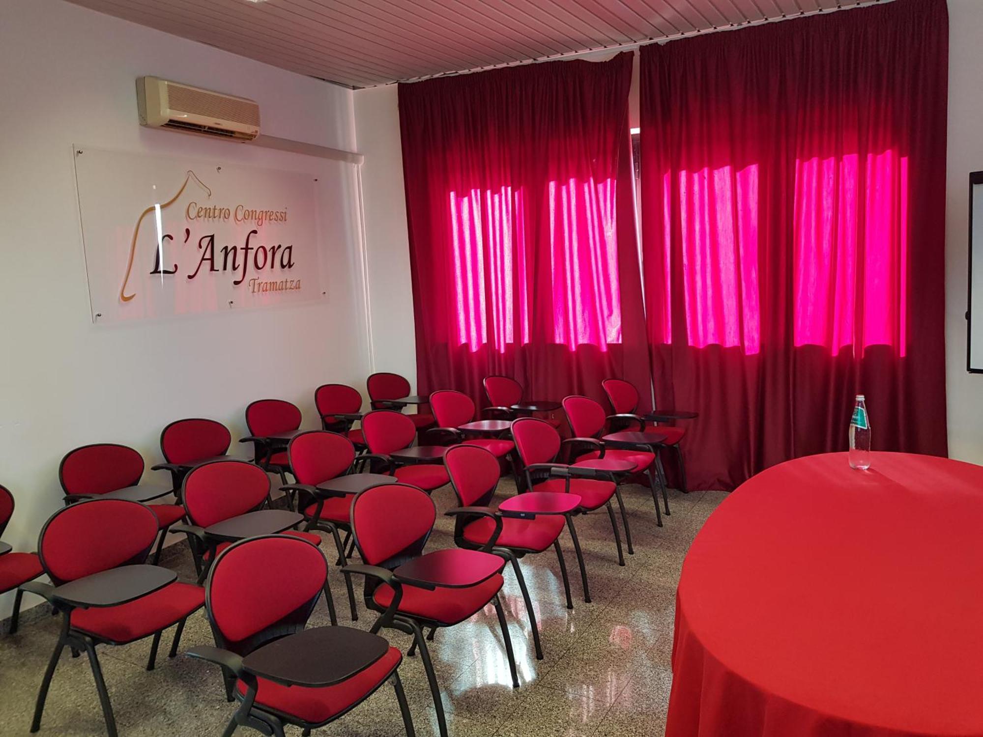 L Anfora Hotel Tramatza Buitenkant foto